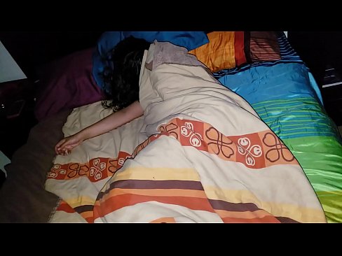 ❤️ Nevlastní syn buzeruje svou mladou nevlastní matku, zatímco ona spí. ️ Super porno u cs.zoomporno.ru ❌️❤